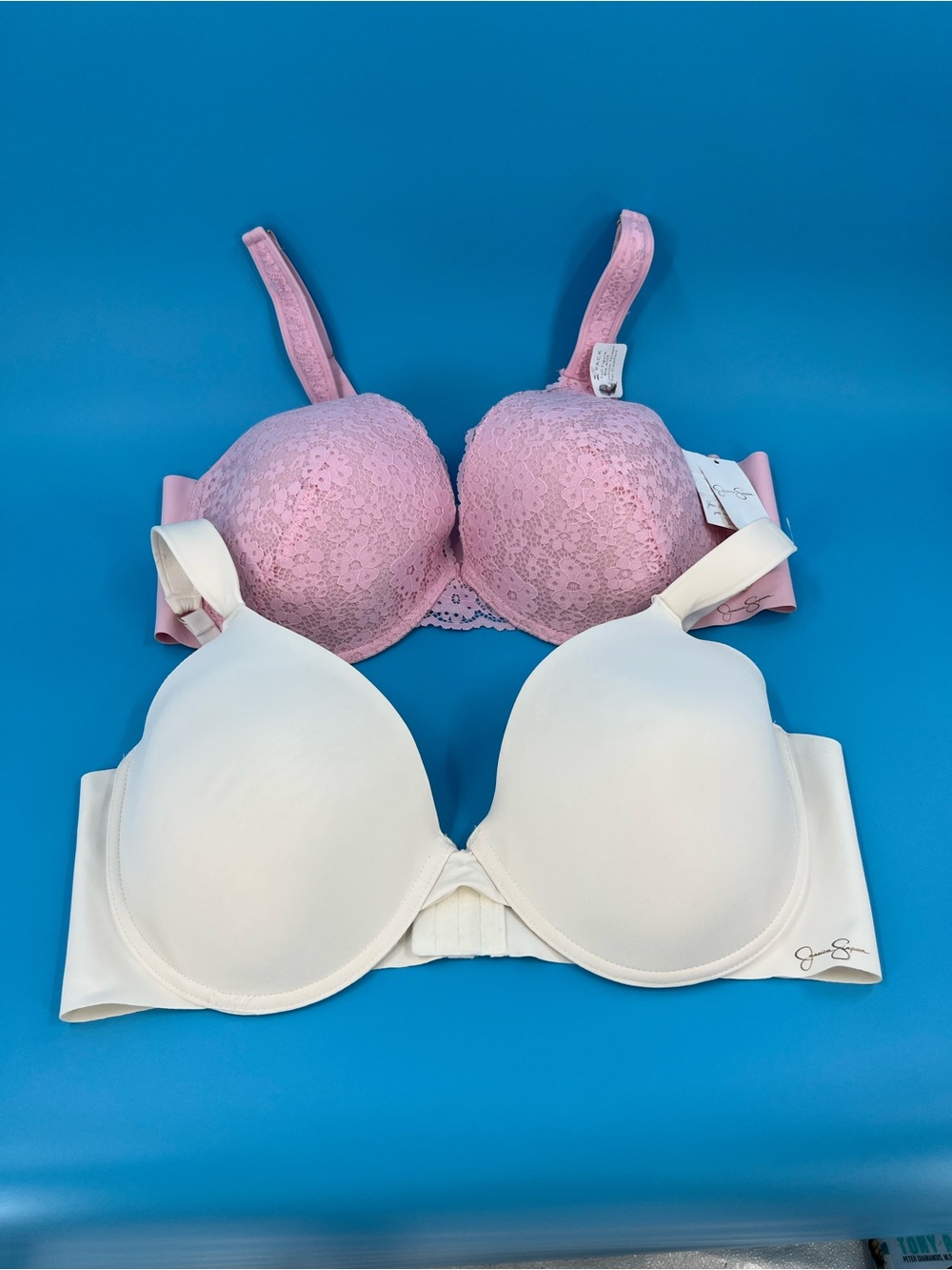 NWT Jessica Simpson 2 Pack Lace & Smooth Underwire Bras Pink Beige 42D MSRP $64